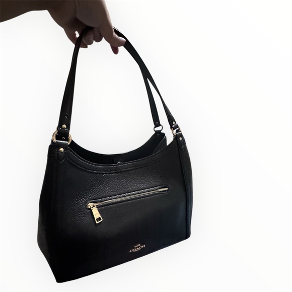 Coach - Picture 9 of 12